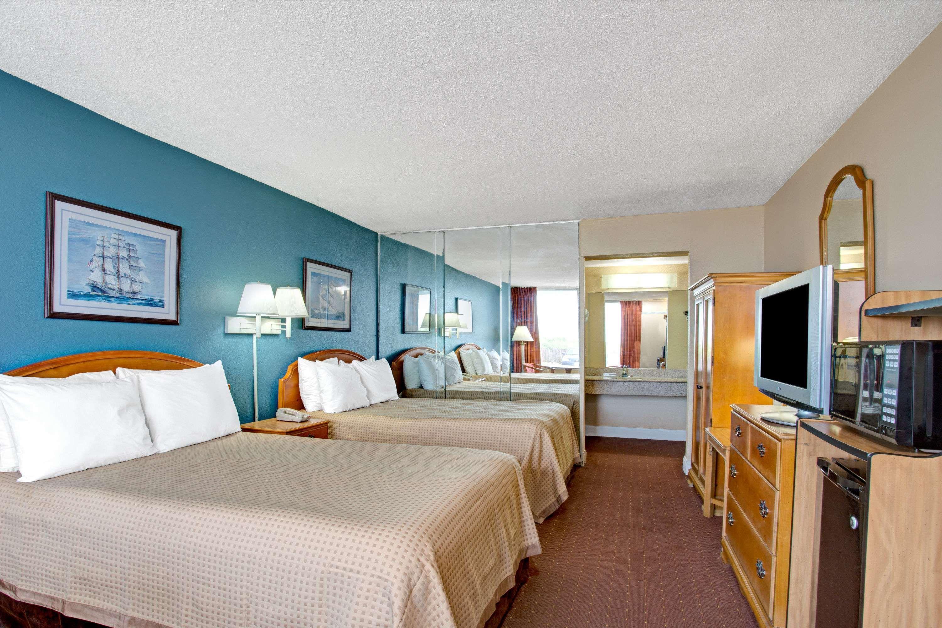 Super 8 by Wyndham Norfolk/Chesapeake Bay Hotell Eksteriør bilde
